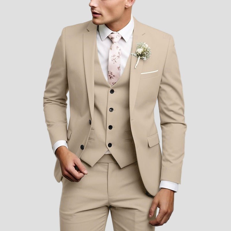 Fairfield | Tailored Fit 3-Piece Suit