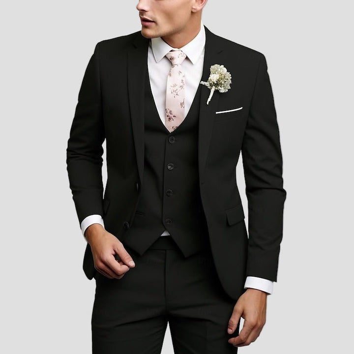 Fairfield | Tailored Fit 3-Piece Suit